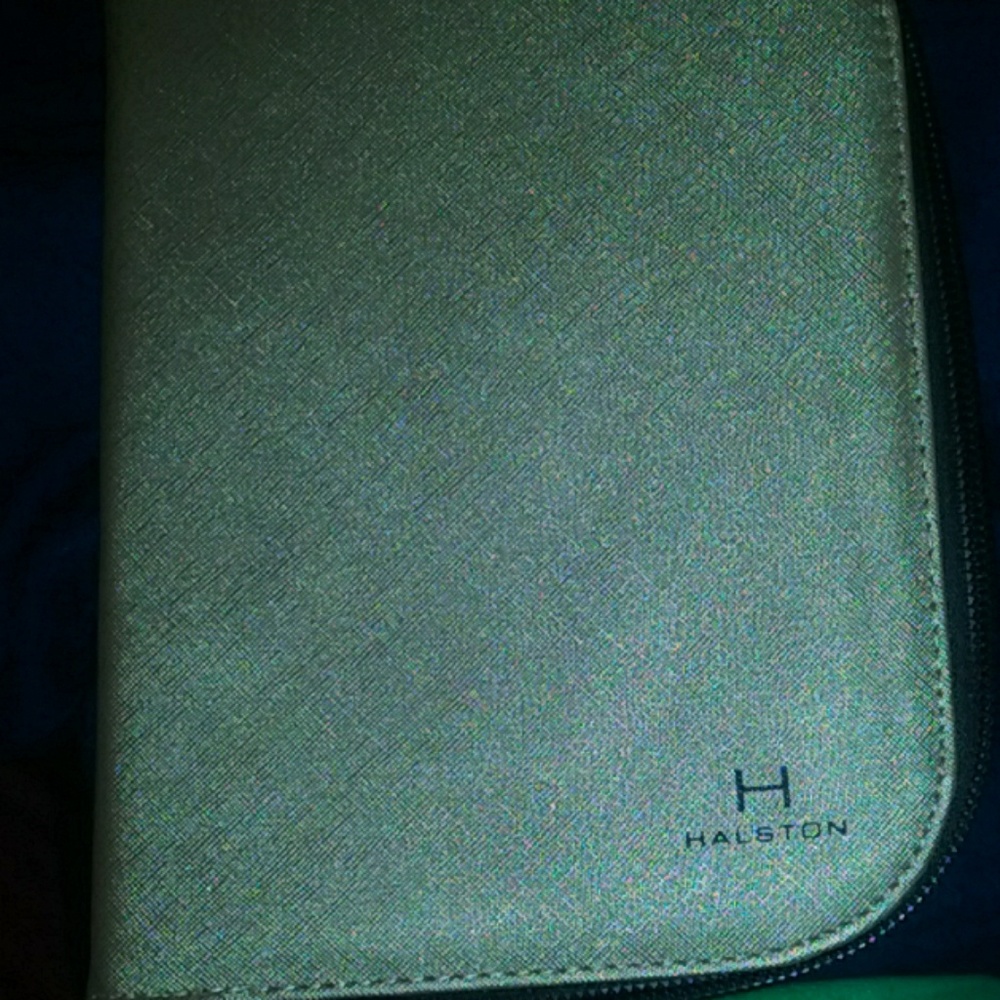 Halston travel jewelry portfolio
